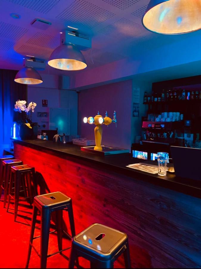 Hostel Flamingo Nimes Gare Centre エクステリア 写真